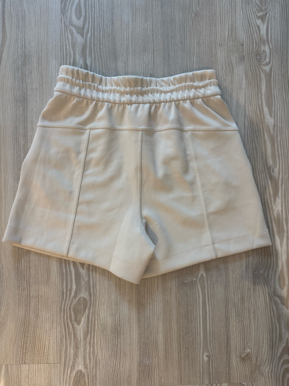 Lululemon Softstreme HR Shorts - Picture 2 of 8
